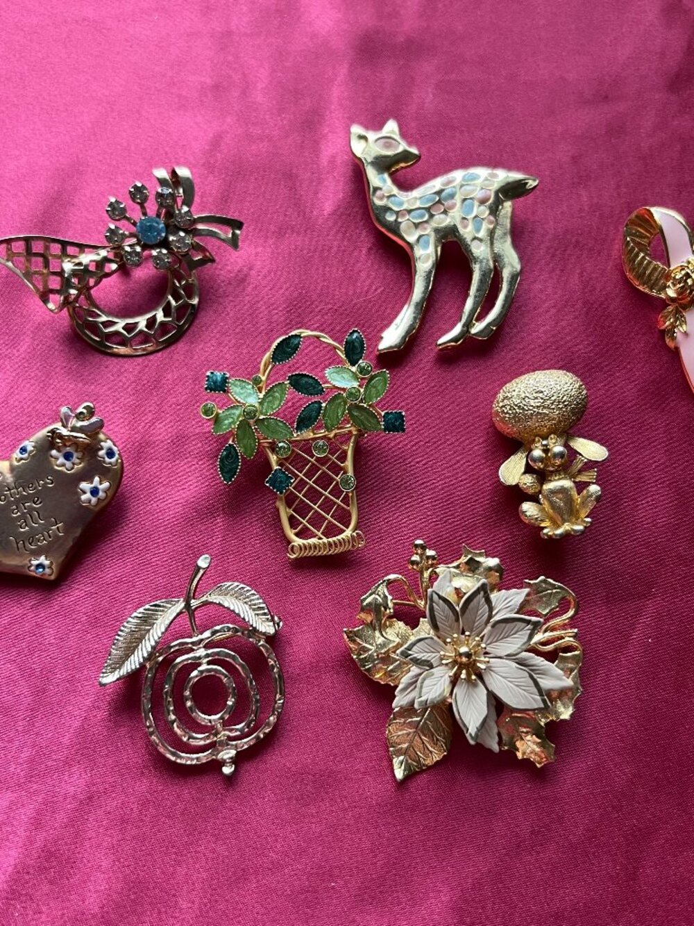 Assorted Gold Tone Brooch Lot of 8 - Signed/Unsigned